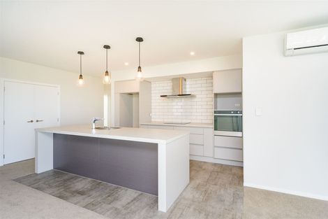 Photo of property in 162 Pacific Drive, Fitzherbert, Palmerston North, 4410