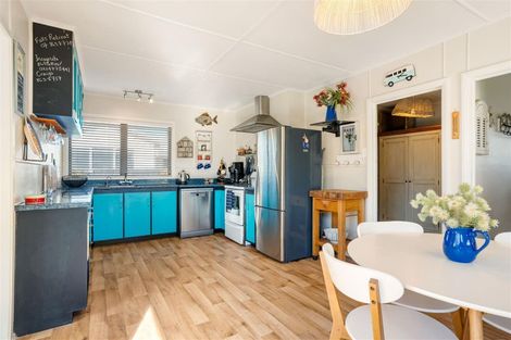 Photo of property in 108a Riverview Road, Whangamata, 3620