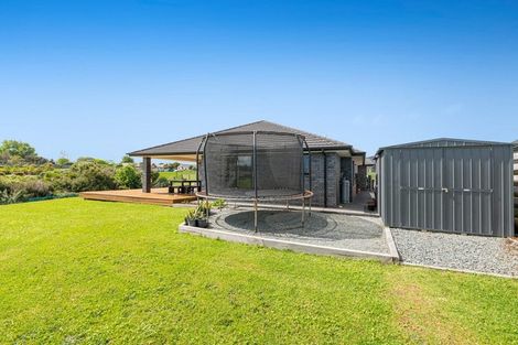 Photo of property in 22 Awatiro Drive, Kaukapakapa, 0871