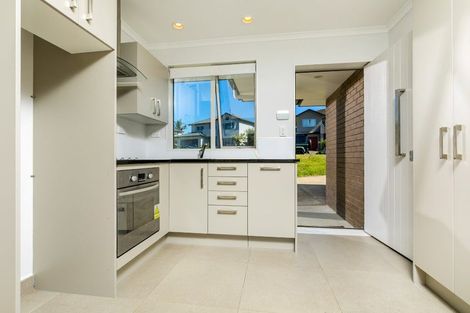 Photo of property in 35 Aberley Road, Schnapper Rock, Auckland, 0632