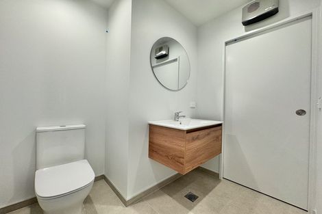 Photo of property in 4/6a Taramea Place, Addington, Christchurch, 8024