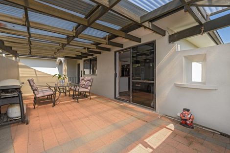 Photo of property in 10 Barnsley Close, Bethlehem, Tauranga, 3110