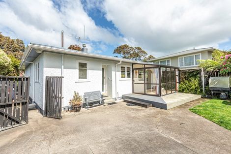 Photo of property in 62 Parkes Avenue, Saint Johns Hill, Whanganui, 4501