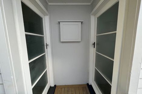 Photo of property in 381a Roscommon Road, Clendon Park, Auckland, 2103