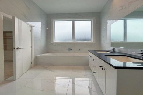 Photo of property in 30 Kenmure Avenue, Forrest Hill, Auckland, 0620