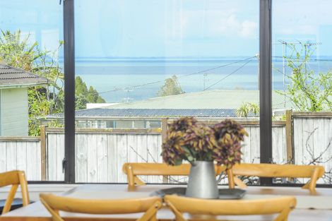 Photo of property in 1/217 Portage Road, Green Bay, Auckland, 0604