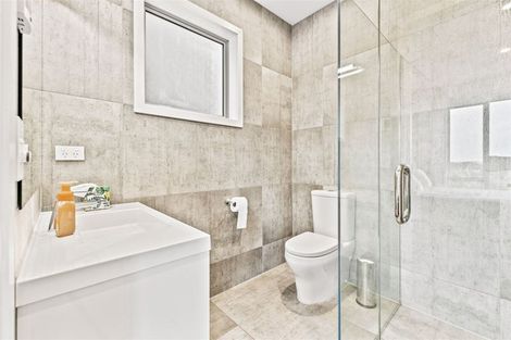 Photo of property in 6 Catalina Bay Drive, Hobsonville, Auckland, 0616