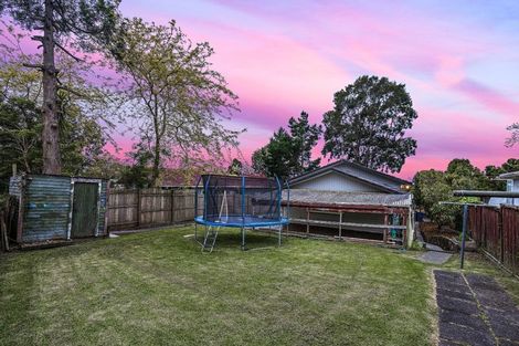 Photo of property in 7 Allington Road, Massey, Auckland, 0614