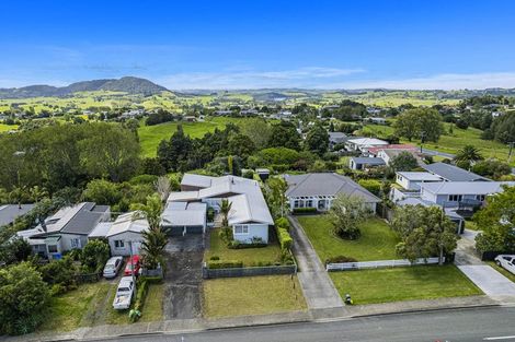 Photo of property in 65 Gorge Road, Maungaturoto, 0520