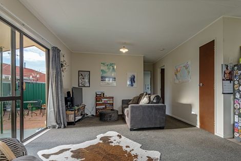 Photo of property in 19a Colonial Place, Kelvin Grove, Palmerston North, 4414