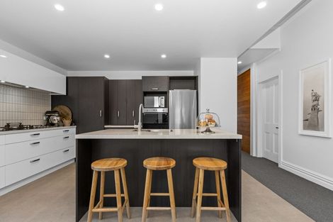 Photo of property in 10 Mcvay Street, Napier South, Napier, 4110