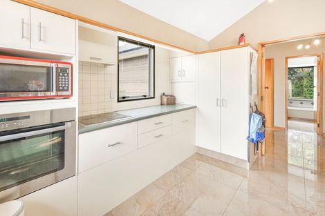 Photo of property in 22 Chedworth Avenue, Chedworth, Hamilton, 3210