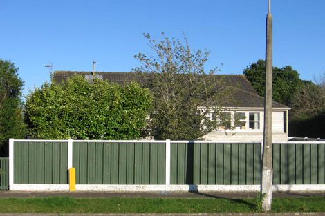 Photo of property in 15 Savage Crescent, West End, Palmerston North, 4412