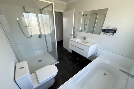 Photo of property in 17 Rebekah Crescent, Flagstaff, Hamilton, 3210