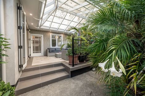 Photo of property in 168 Kennedy Road, Marewa, Napier, 4110