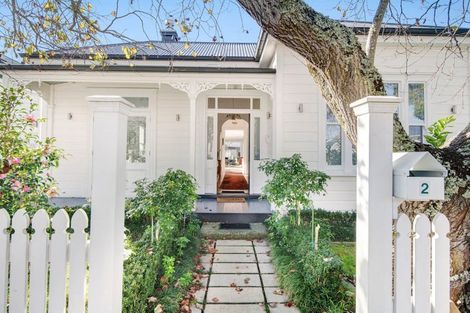 Photo of property in 2 Tainui Road, Devonport, Auckland, 0624