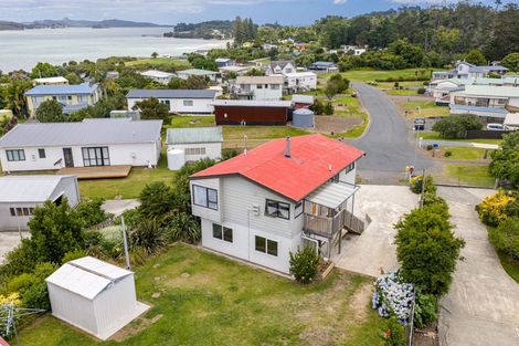Photo of property in 28 Mariner Cove Road, Tinopai, 0593