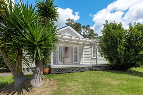 Photo of property in 72 Pebble Brook Road, Waitoki, 0994