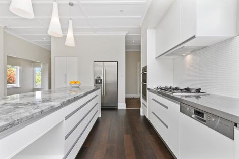 Photo of property in 17 Sixth Avenue, Tauranga, 3110