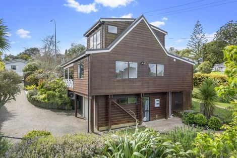 Photo of property in 99 Captain Scott Road, Glen Eden, Auckland, 0602