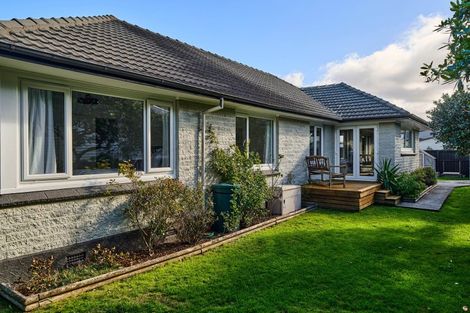 Photo of property in 1 East Grove, Alicetown, Lower Hutt, 5010