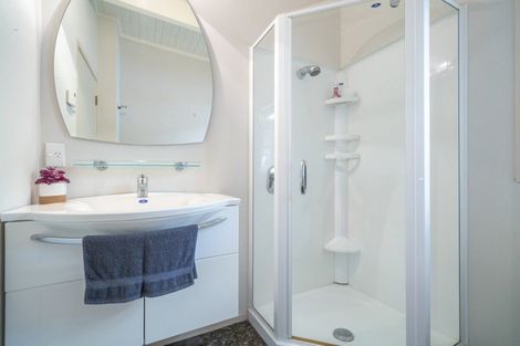 Photo of property in 3 Puriri Place, Whitianga, 3510