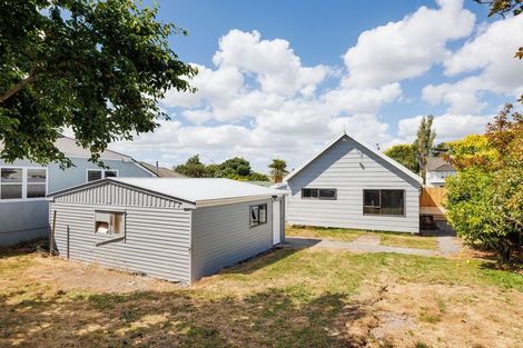 Photo of property in 4 Ngarimu Street, Roslyn, Palmerston North, 4414