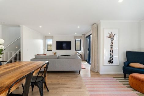 Photo of property in 131 Silverstream Road, Crofton Downs, Wellington, 6035