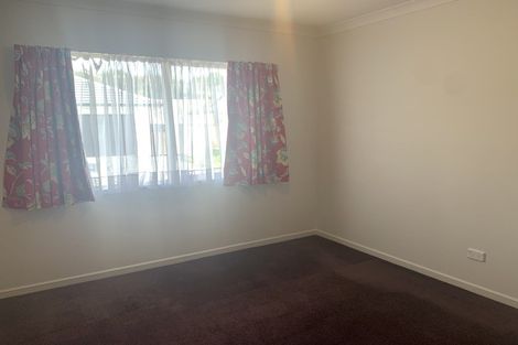 Photo of property in 2 Pohutukawa Way, Gate Pa, Tauranga, 3112