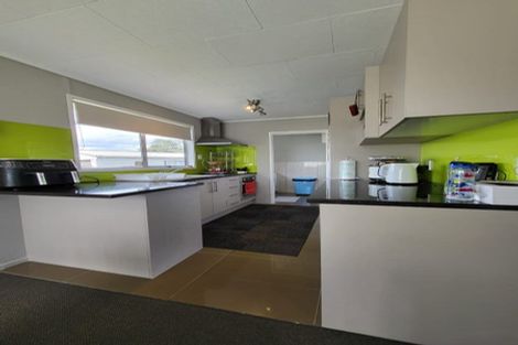 Photo of property in 58 Sharland Avenue, Manurewa, Auckland, 2102