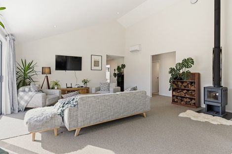 Photo of property in 6 Rill Lane, Jacks Point, 9371
