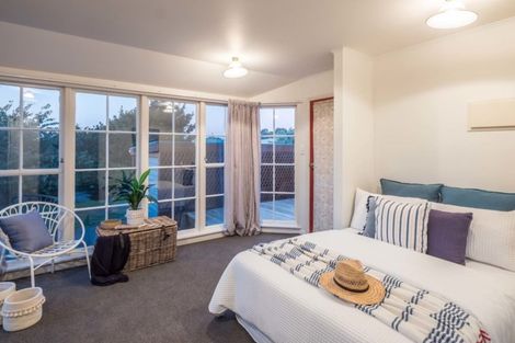 Photo of property in 4 Gavin Road, Raumati Beach, Paraparaumu, 5032