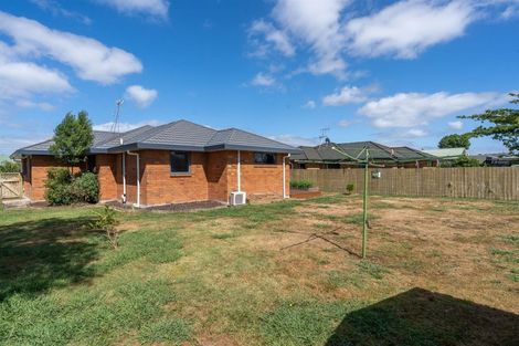 Photo of property in 26 Aldershot Place, Nawton, Hamilton, 3200