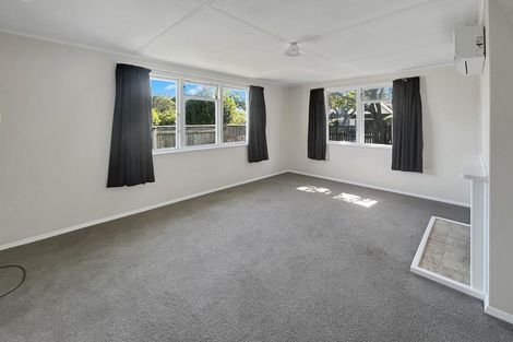 Photo of property in 96 Pahiatua Street, Hokowhitu, Palmerston North, 4410