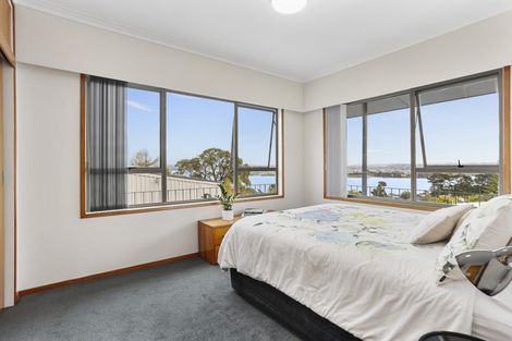 Photo of property in 11 Hadfield Street, Beach Haven, Auckland, 0626