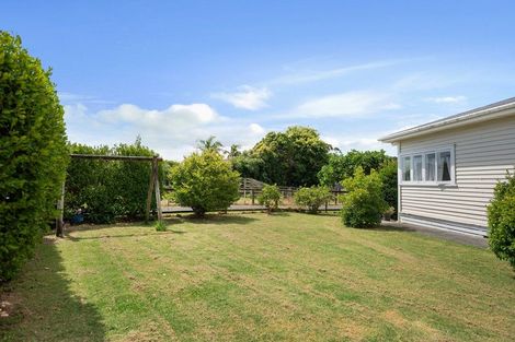 Photo of property in 140 Awaroa Road, Helensville, 0800