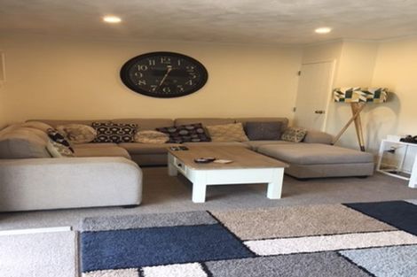 Photo of property in 12 Glendawn Place, Bayview, Auckland, 0629