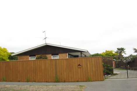 Photo of property in 43 Orrick Crescent, Avondale, Christchurch, 8061