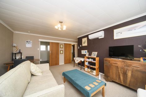 Photo of property in 5/132 Heretaunga Street, Palmerston North, 4414