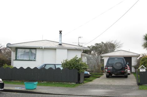 Photo of property in 22 Holloway Street, Waikiwi, Invercargill, 9810