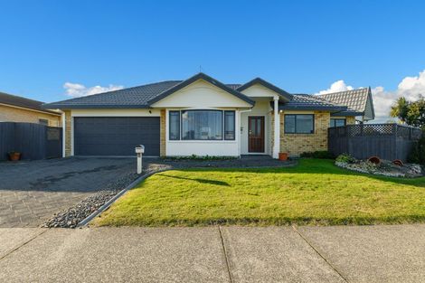 Photo of property in 333 Grenada Street, Papamoa Beach, Papamoa, 3118