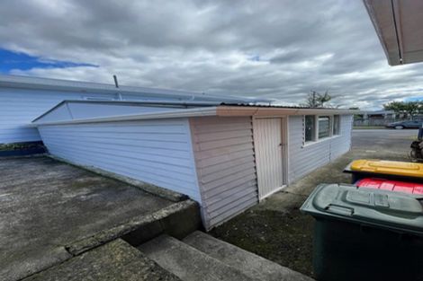 Photo of property in 1/40 Vodanovich Road, Te Atatu South, Auckland, 0610