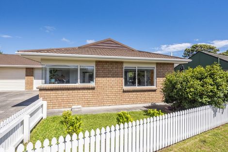 Photo of property in 19a Heihei Place, Paraparaumu, 5032