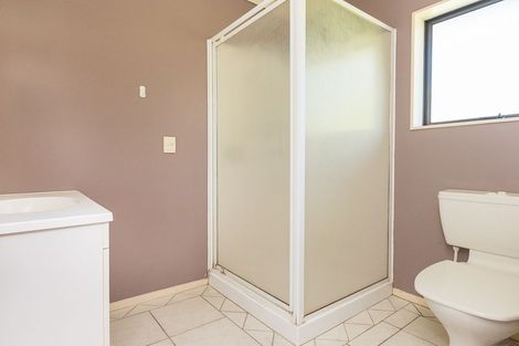 Photo of property in 11 Royal Oak Drive, Kelvin Grove, Palmerston North, 4414