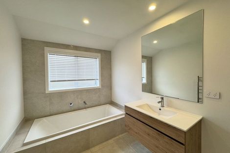 Photo of property in 31 Freedom Drive, Kelvin Grove, Palmerston North, 4414