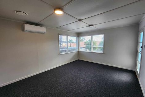 Photo of property in 27b West Coast Road, Glen Eden, Auckland, 0602