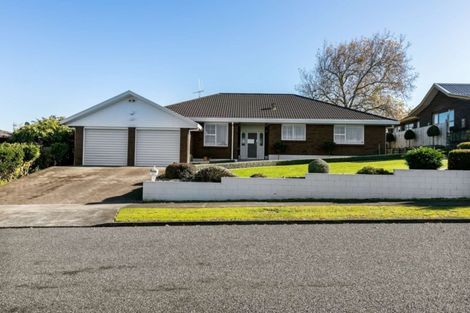 Photo of property in 15 Stirling Drive, Morrinsville, 3300