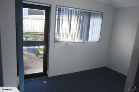 Photo of property in 30a Bowes Crescent, Strathmore Park, Wellington, 6022