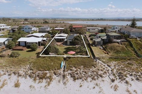 Photo of property in 515 Pukehina Parade, Pukehina, Te Puke, 3189