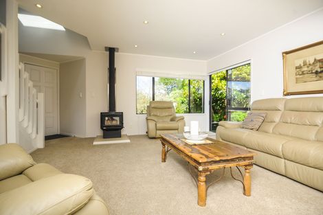 Photo of property in 1/217 Portage Road, Green Bay, Auckland, 0604